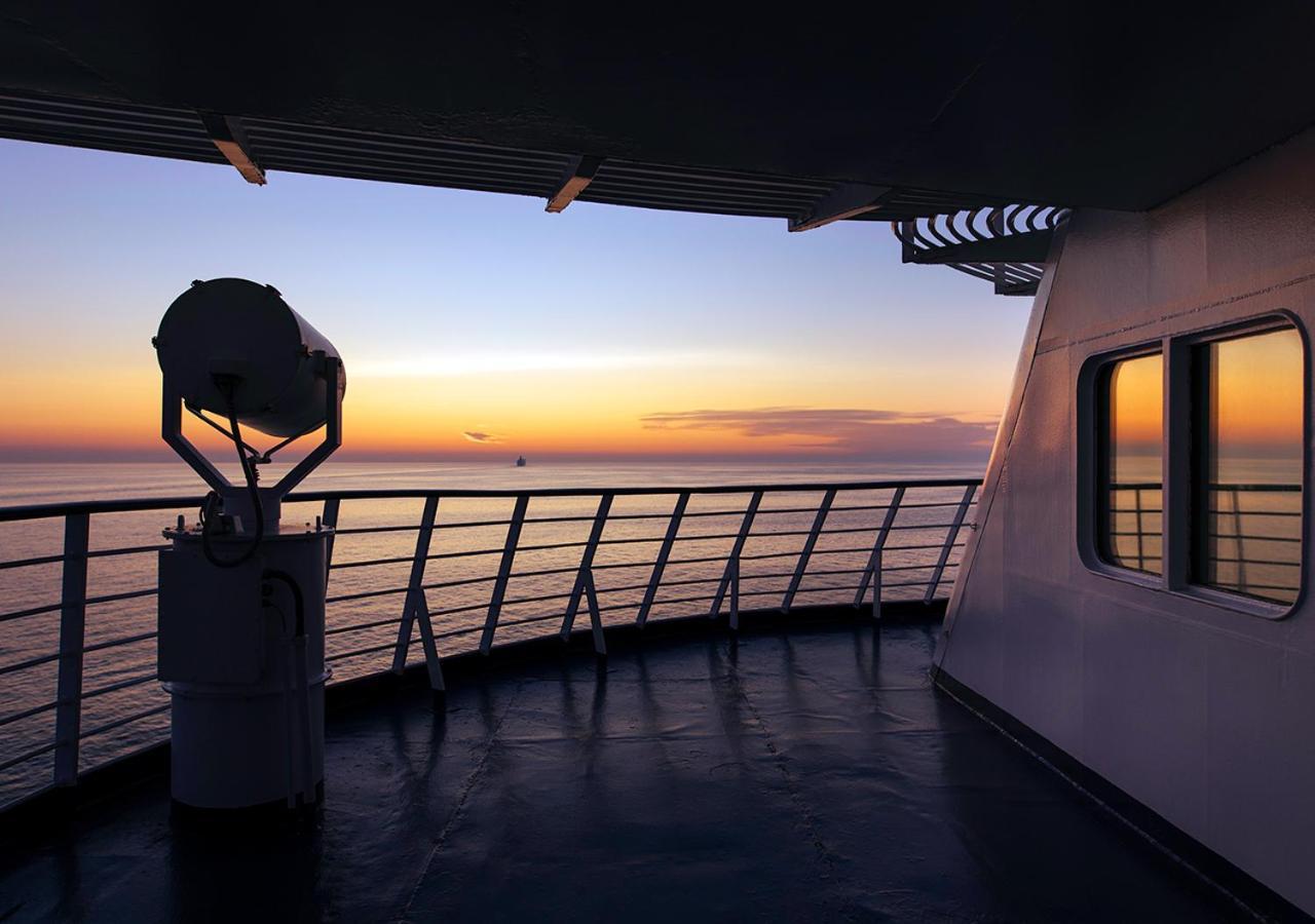 Viking Line Ferry Gabriella - 2-Night Cruise Stockholm-Helsinki-Stockholm Hotel Buitenkant foto